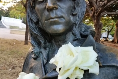 John Lennon Statue20161208_171207